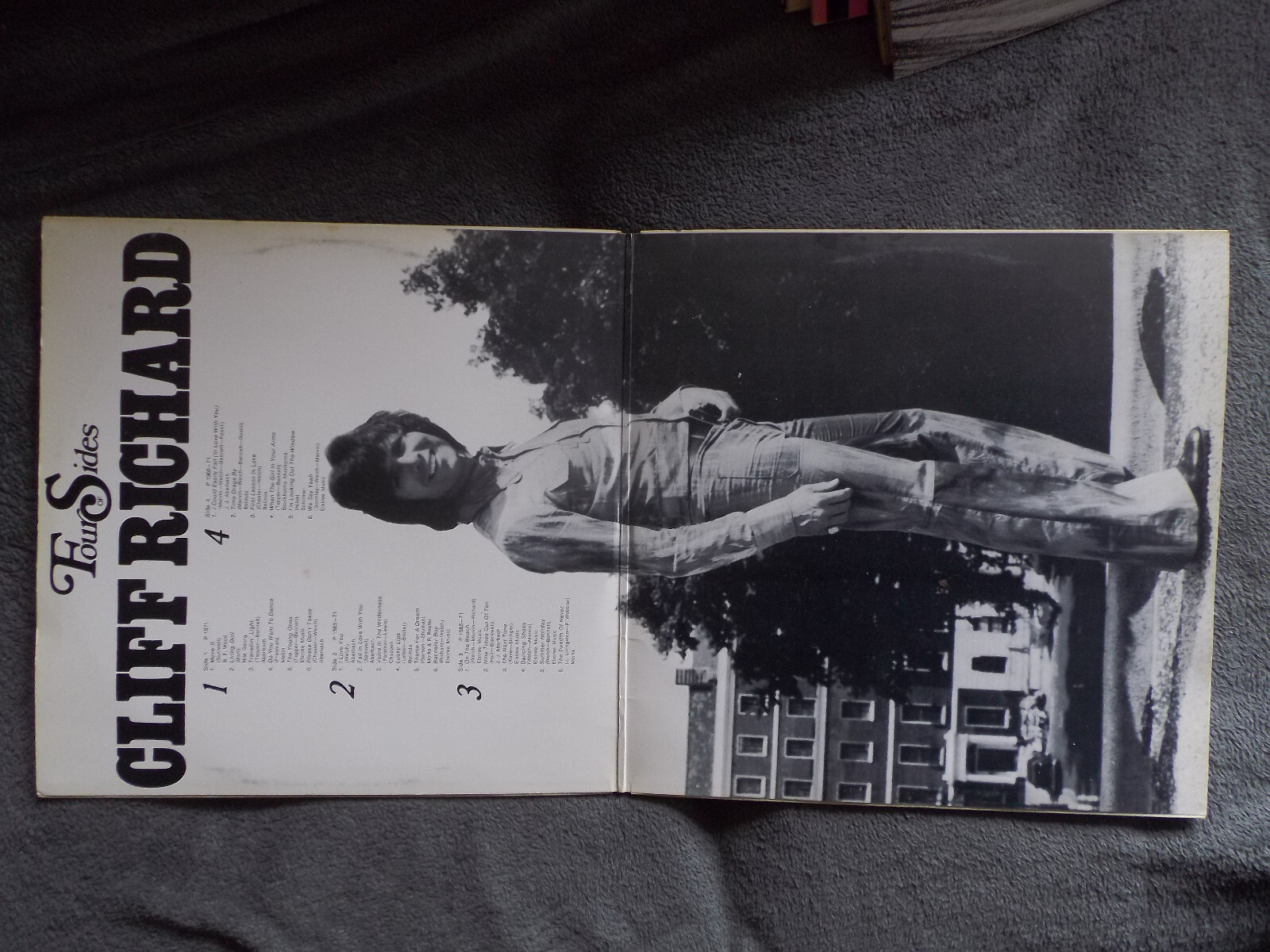 Cliff Richard – Four sides | Schwedische Doppel-LP, Columbia, 1972, Bild 3