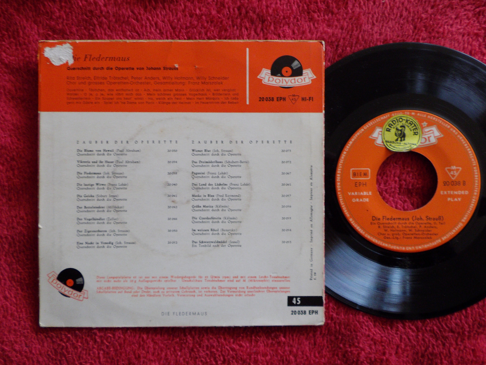 V.A. – Die Fledermaus: Querschnitt aus der Operette von Joh. Strauß (EP, 1958), Bild 2