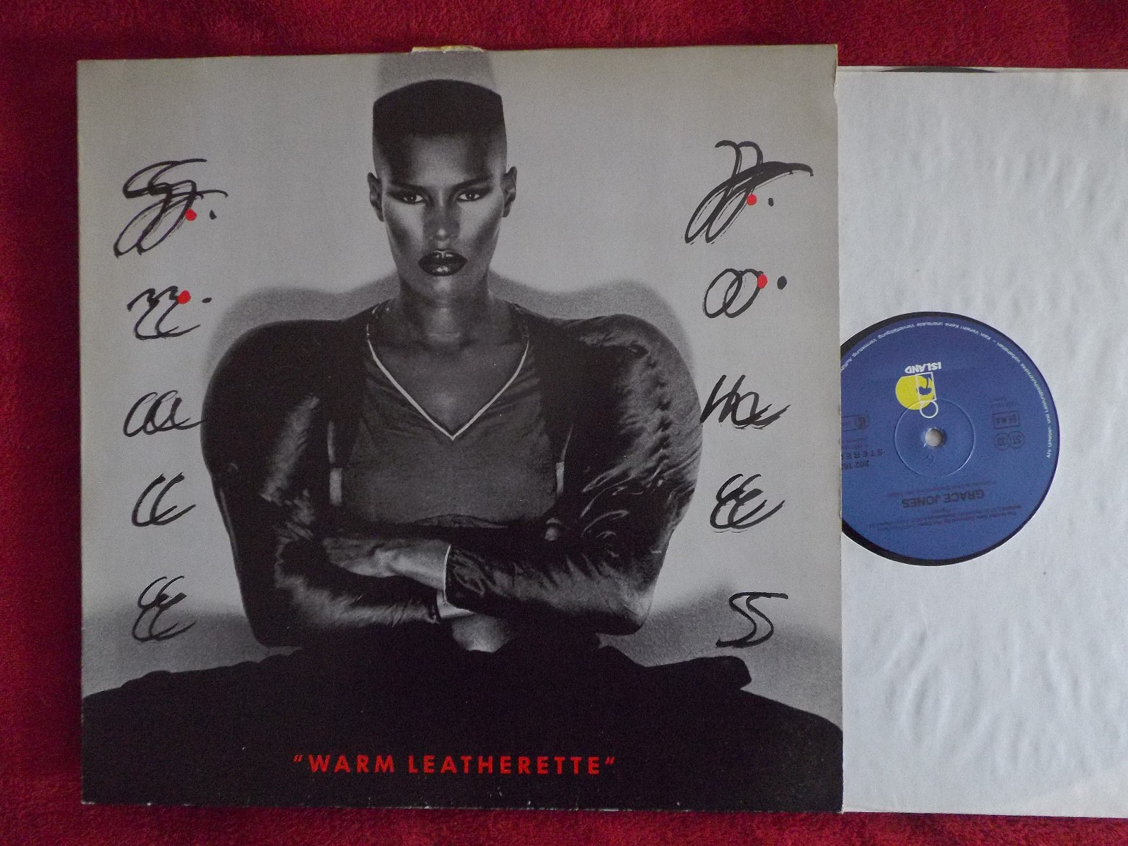 Grace Jones – Warm Leatherette (LP)