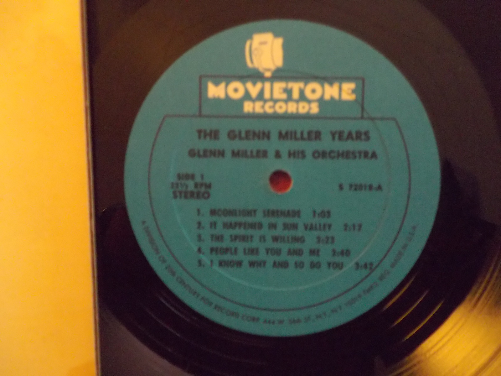 Glenn Miller & His Orchestra – The Glenn Miller Years (Movietone Records, US-LP), Bild 2