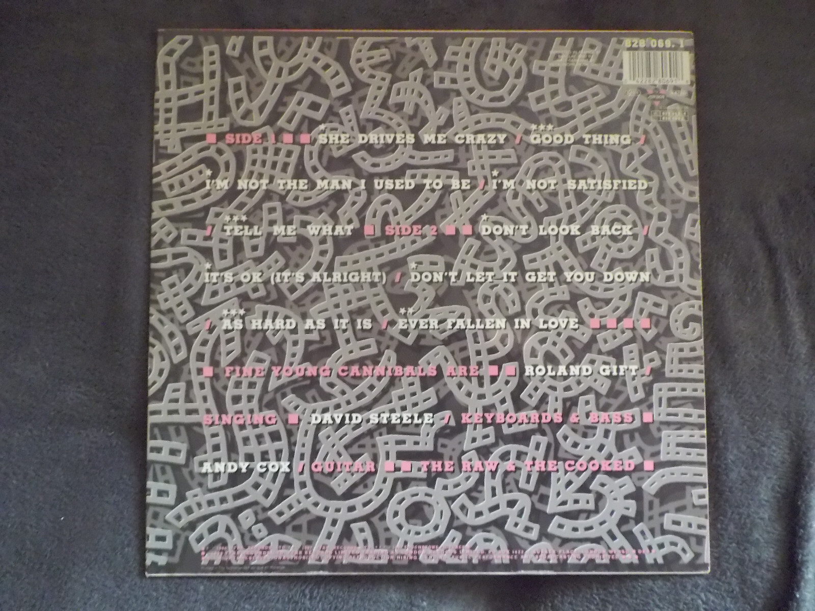 Fine Young Cannibals – The raw & the cookes (LP, 1987), Bild 2