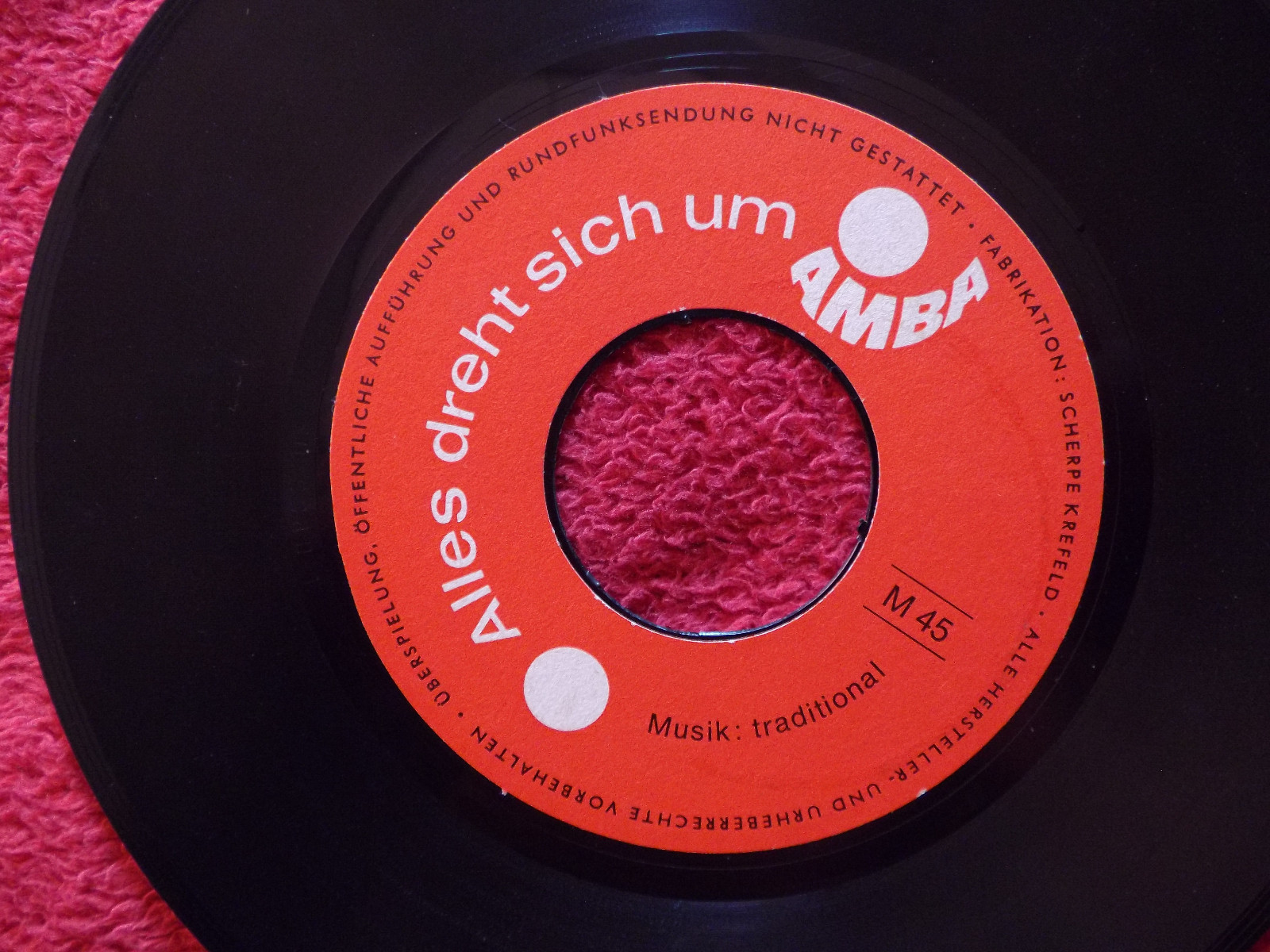 Orch. R.P. Gordon – Alles dreht sich um Amba / Down by the riverside (Werbe-Flexi), Bild 2