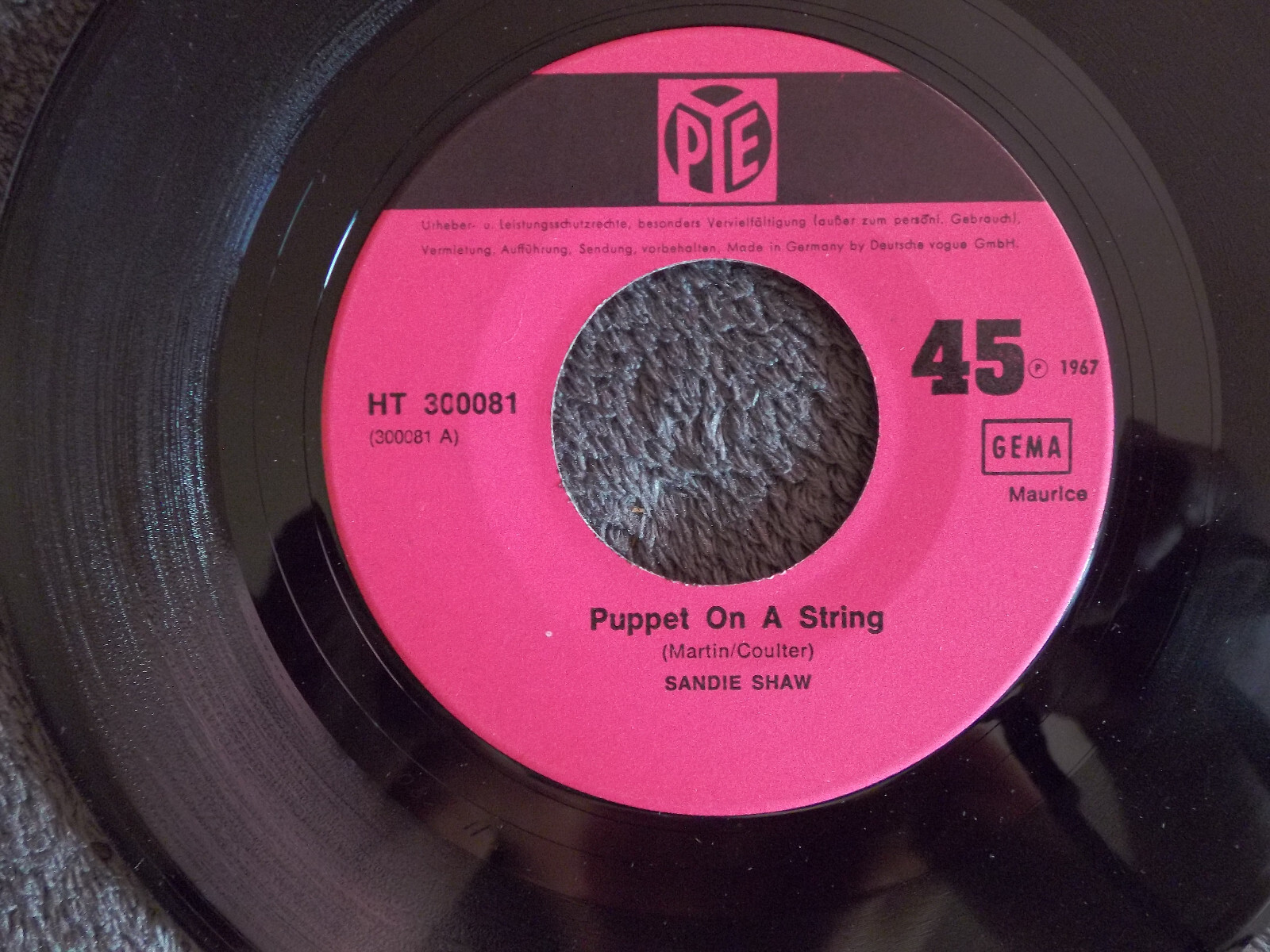 Sandie Shaw – Puppet on a string / Had a dream last night (7″-Single), Bild 2