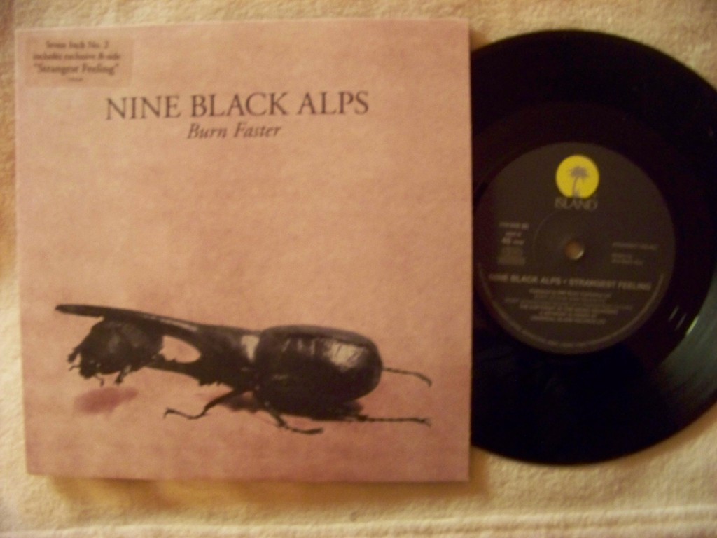 Nine Black Alps – Burn Faster / Strangest Feeling (7″-Single, 2007)
