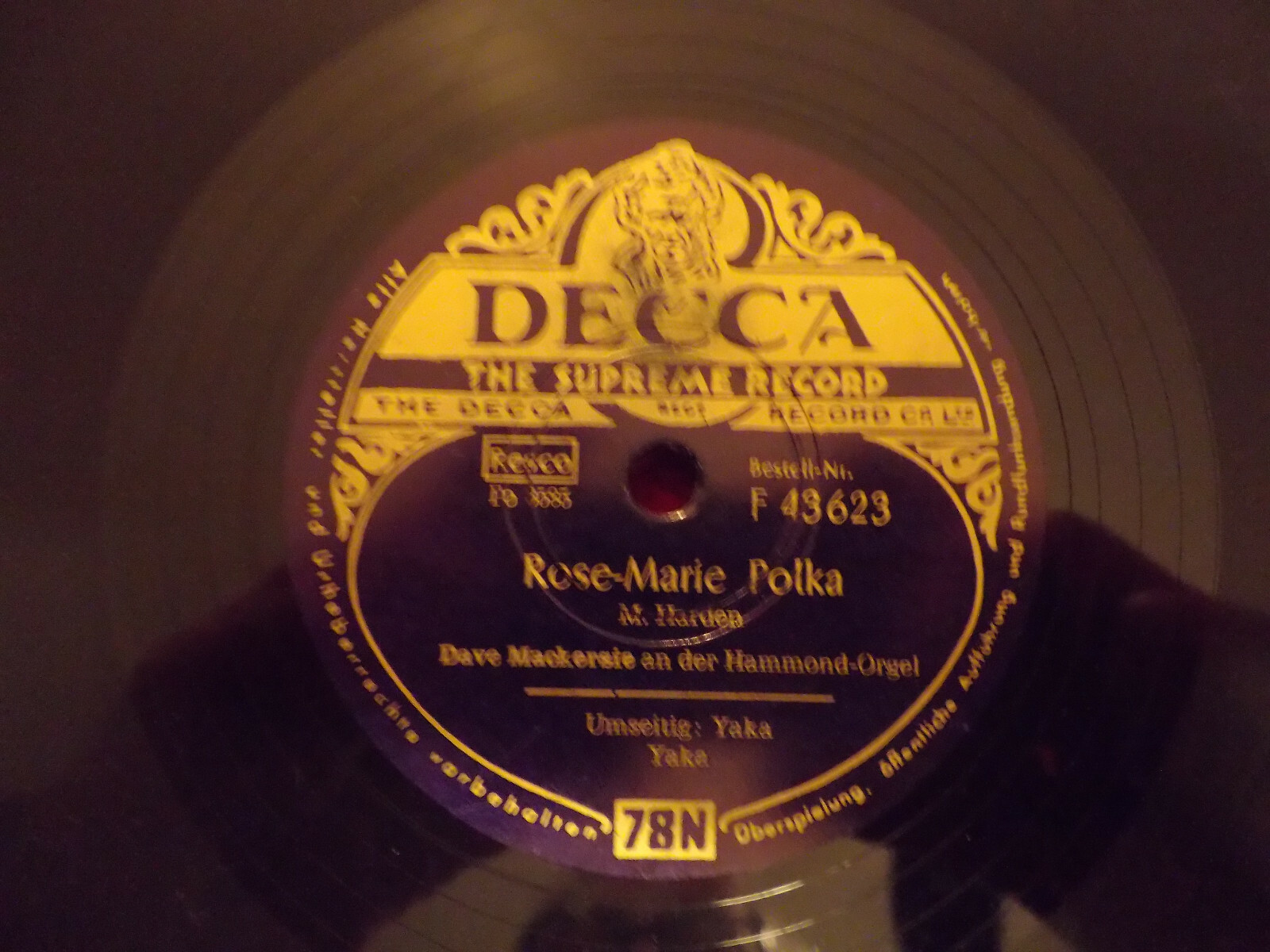 Dave Mackersie – Rose-Marie Polka / Yaka Yaka (Schellackplatte)
